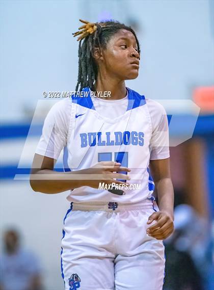 Thumbnail 1 in Whiteville vs. St. Pauls (NCHSAA 2A - Third Round) photogallery.