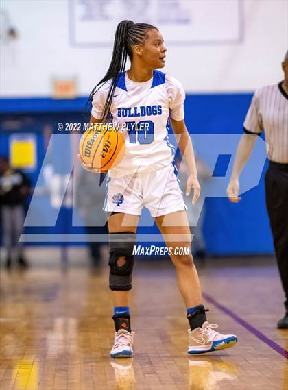 Thumbnail 2 in Whiteville vs. St. Pauls (NCHSAA 2A - Third Round) photogallery.