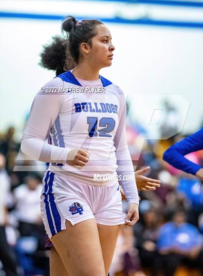 Thumbnail 2 in Whiteville vs. St. Pauls (NCHSAA 2A - Third Round) photogallery.
