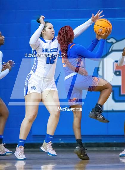 Thumbnail 3 in Whiteville vs. St. Pauls (NCHSAA 2A - Third Round) photogallery.