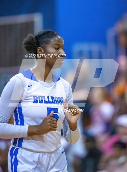 Thumbnail 3 in Whiteville vs. St. Pauls (NCHSAA 2A - Third Round) photogallery.
