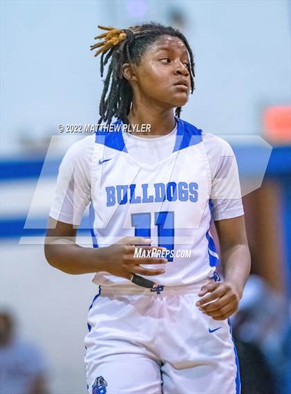 Thumbnail 3 in Whiteville vs. St. Pauls (NCHSAA 2A - Third Round) photogallery.