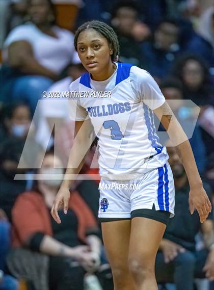 Thumbnail 1 in Whiteville vs. St. Pauls (NCHSAA 2A - Third Round) photogallery.