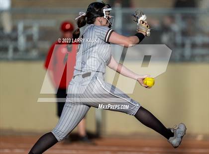 Thumbnail 1 in Saint Francis vs. Willow Glen (CIF CCS Open Division Semifinal) photogallery.