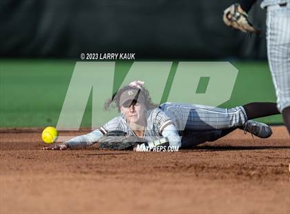 Thumbnail 3 in Saint Francis vs. Willow Glen (CIF CCS Open Division Semifinal) photogallery.
