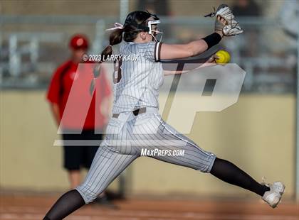 Thumbnail 2 in Saint Francis vs. Willow Glen (CIF CCS Open Division Semifinal) photogallery.