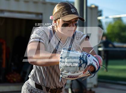 Thumbnail 3 in Saint Francis vs. Willow Glen (CIF CCS Open Division Semifinal) photogallery.