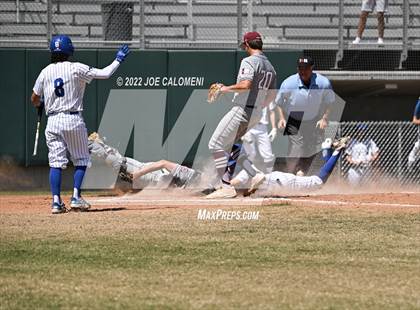 Thumbnail 1 in Davenport vs Jay [John] photogallery.