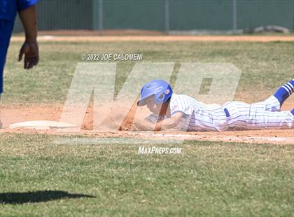Thumbnail 3 in Davenport vs Jay [John] photogallery.