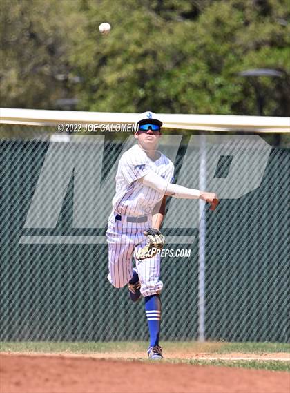 Thumbnail 2 in Davenport vs Jay [John] photogallery.