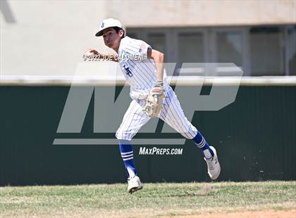 Thumbnail 3 in Davenport vs Jay [John] photogallery.