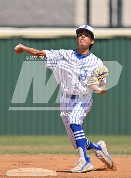 Thumbnail 3 in Davenport vs Jay [John] photogallery.