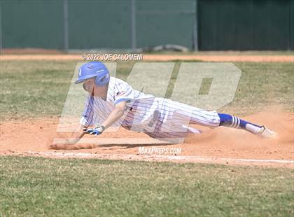 Thumbnail 3 in Davenport vs Jay [John] photogallery.