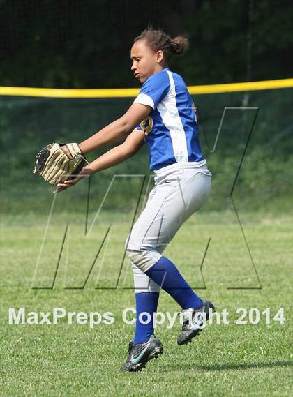 Thumbnail 1 in Coventry vs. Ellis RVT (CIAC Class S 2nd Round) photogallery.