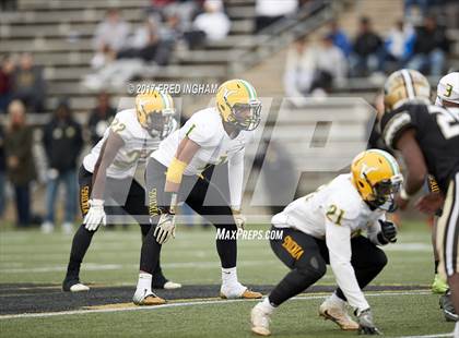 Thumbnail 3 in Westfield vs. Woodbridge (VHSL Class 6 Semifinal) photogallery.
