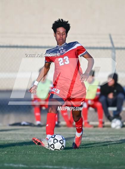 Thumbnail 2 in Lee vs SA Roosevelt photogallery.
