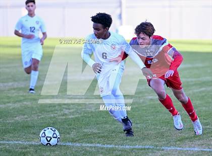 Thumbnail 2 in Lee vs SA Roosevelt photogallery.