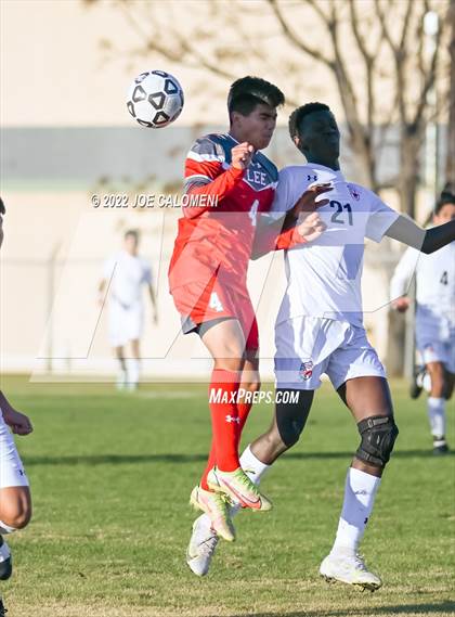 Thumbnail 2 in Lee vs SA Roosevelt photogallery.