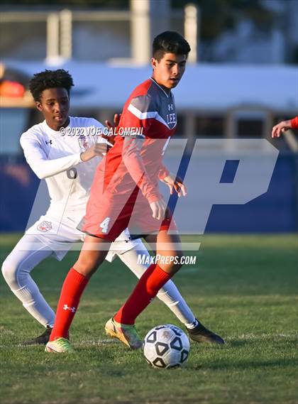 Thumbnail 3 in Lee vs SA Roosevelt photogallery.