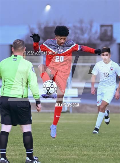 Thumbnail 2 in Lee vs SA Roosevelt photogallery.