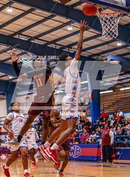 Thumbnail 3 in Beaumont United @ West Brook Freshman A photogallery.
