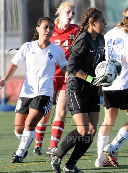 Thumbnail 2 in Mission Viejo vs Villa Park (Mater Dei Tournament) photogallery.