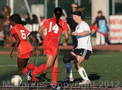 Thumbnail 1 in Mission Viejo vs Villa Park (Mater Dei Tournament) photogallery.