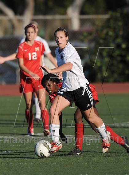 Thumbnail 1 in Mission Viejo vs Villa Park (Mater Dei Tournament) photogallery.