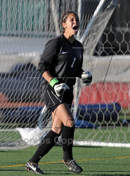Thumbnail 2 in Mission Viejo vs Villa Park (Mater Dei Tournament) photogallery.