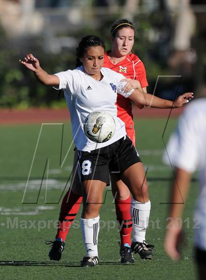 Thumbnail 2 in Mission Viejo vs Villa Park (Mater Dei Tournament) photogallery.