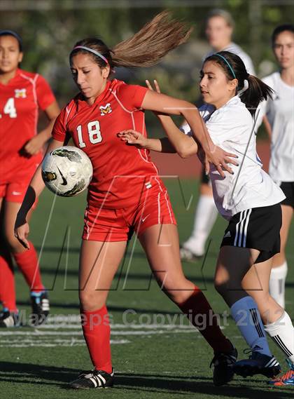 Thumbnail 3 in Mission Viejo vs Villa Park (Mater Dei Tournament) photogallery.