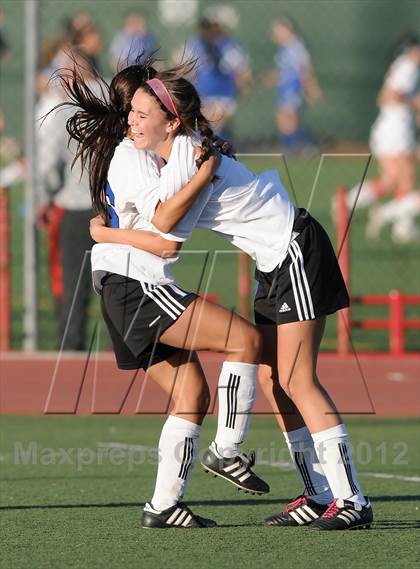 Thumbnail 3 in Mission Viejo vs Villa Park (Mater Dei Tournament) photogallery.