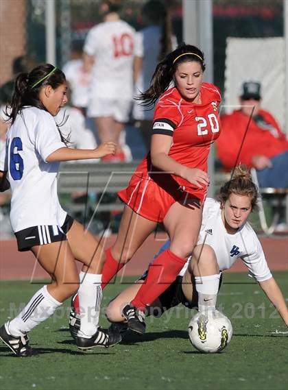 Thumbnail 2 in Mission Viejo vs Villa Park (Mater Dei Tournament) photogallery.
