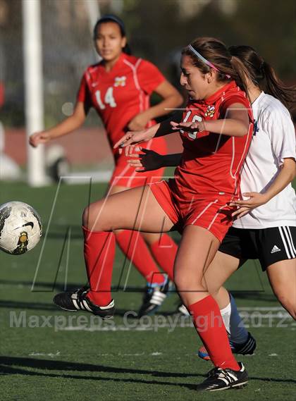 Thumbnail 2 in Mission Viejo vs Villa Park (Mater Dei Tournament) photogallery.