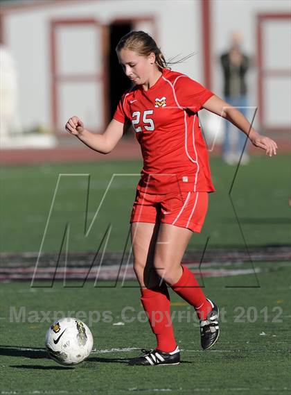 Thumbnail 2 in Mission Viejo vs Villa Park (Mater Dei Tournament) photogallery.