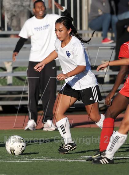 Thumbnail 2 in Mission Viejo vs Villa Park (Mater Dei Tournament) photogallery.
