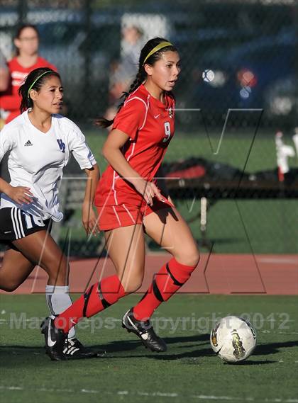 Thumbnail 1 in Mission Viejo vs Villa Park (Mater Dei Tournament) photogallery.