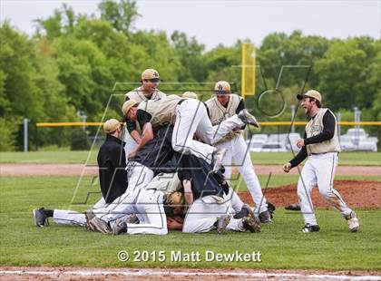 Thumbnail 1 in Notre Dame Catholic @ Joel Barlow photogallery.