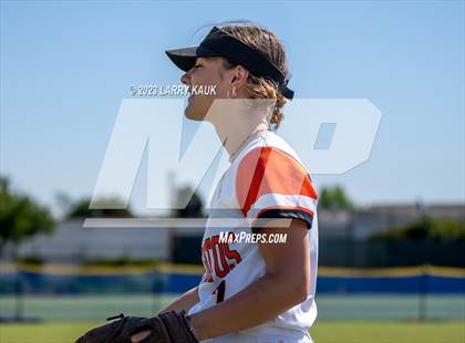 Thumbnail 3 in Los Gatos @ Milpitas photogallery.