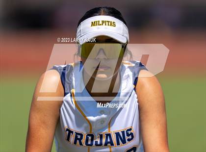 Thumbnail 3 in Los Gatos @ Milpitas photogallery.