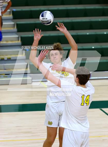 Thumbnail 1 in Mira Costa vs. Newport Harbor (CIF-SS D1 Final) photogallery.