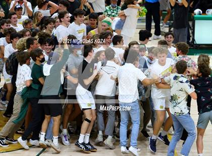 Thumbnail 3 in Mira Costa vs. Newport Harbor (CIF-SS D1 Final) photogallery.