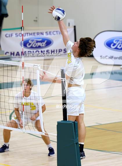 Thumbnail 2 in Mira Costa vs. Newport Harbor (CIF-SS D1 Final) photogallery.