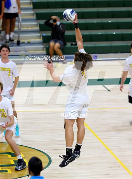 Thumbnail 3 in Mira Costa vs. Newport Harbor (CIF-SS D1 Final) photogallery.