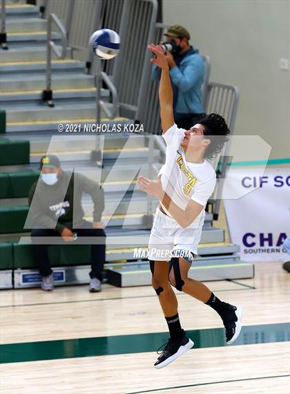 Thumbnail 2 in Mira Costa vs. Newport Harbor (CIF-SS D1 Final) photogallery.