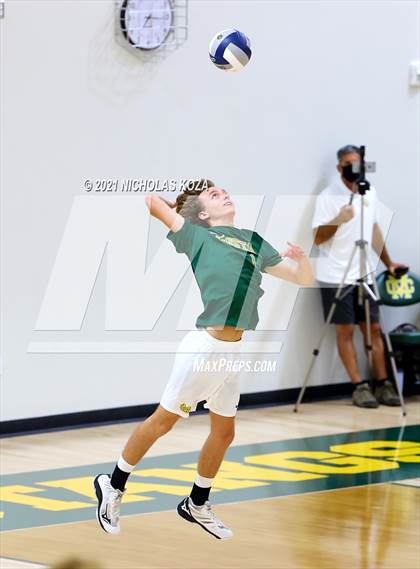 Thumbnail 2 in Mira Costa vs. Newport Harbor (CIF-SS D1 Final) photogallery.