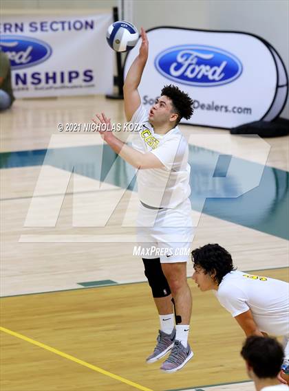 Thumbnail 2 in Mira Costa vs. Newport Harbor (CIF-SS D1 Final) photogallery.