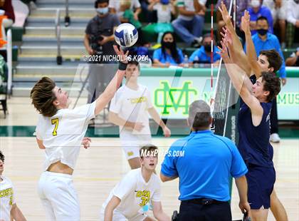 Thumbnail 3 in Mira Costa vs. Newport Harbor (CIF-SS D1 Final) photogallery.