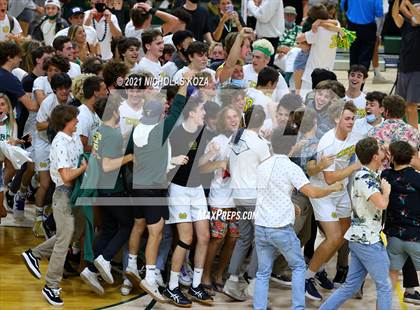 Thumbnail 2 in Mira Costa vs. Newport Harbor (CIF-SS D1 Final) photogallery.