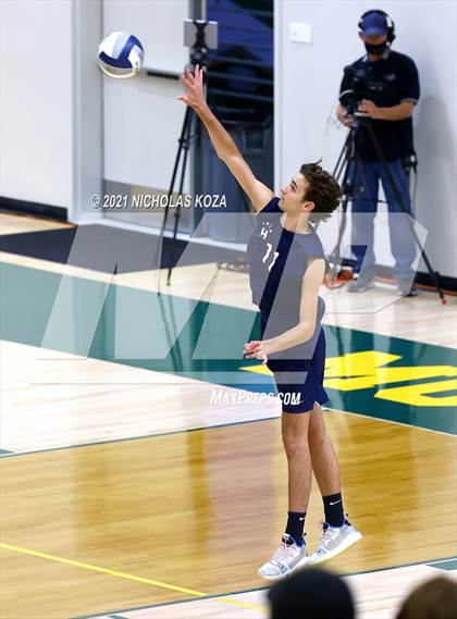 Thumbnail 2 in Mira Costa vs. Newport Harbor (CIF-SS D1 Final) photogallery.